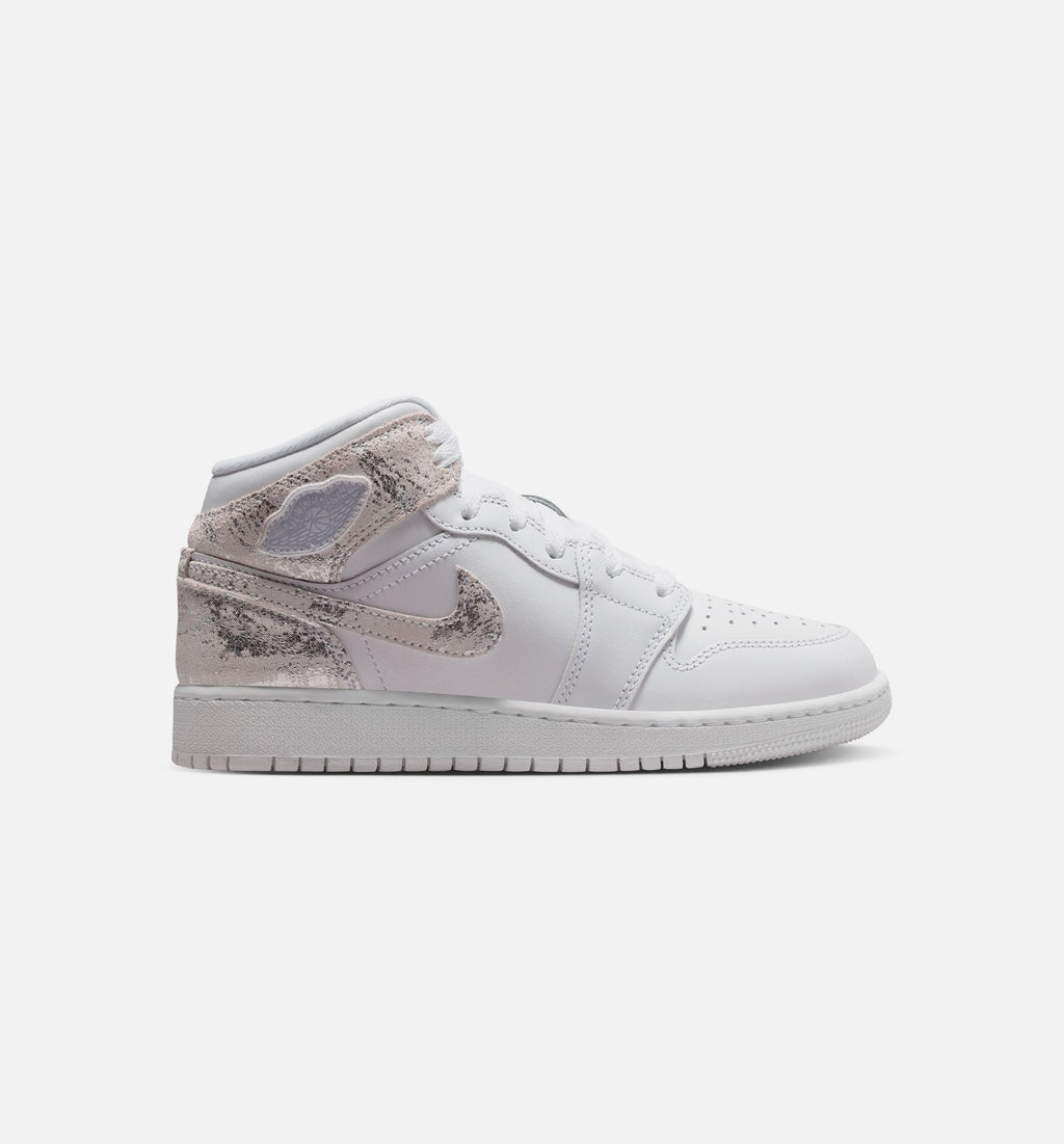 Air Jordan 1 Mid SE Big Kids' Lifestyle Shoes - White/Field Silver