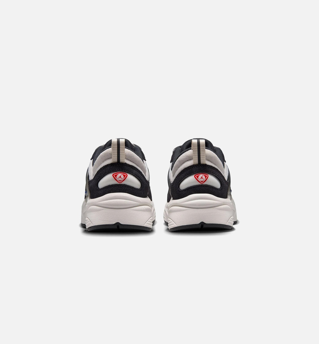 Trunner OS SE – Men's Lifestyle Shoe in Off Noir/University Red/Phantom