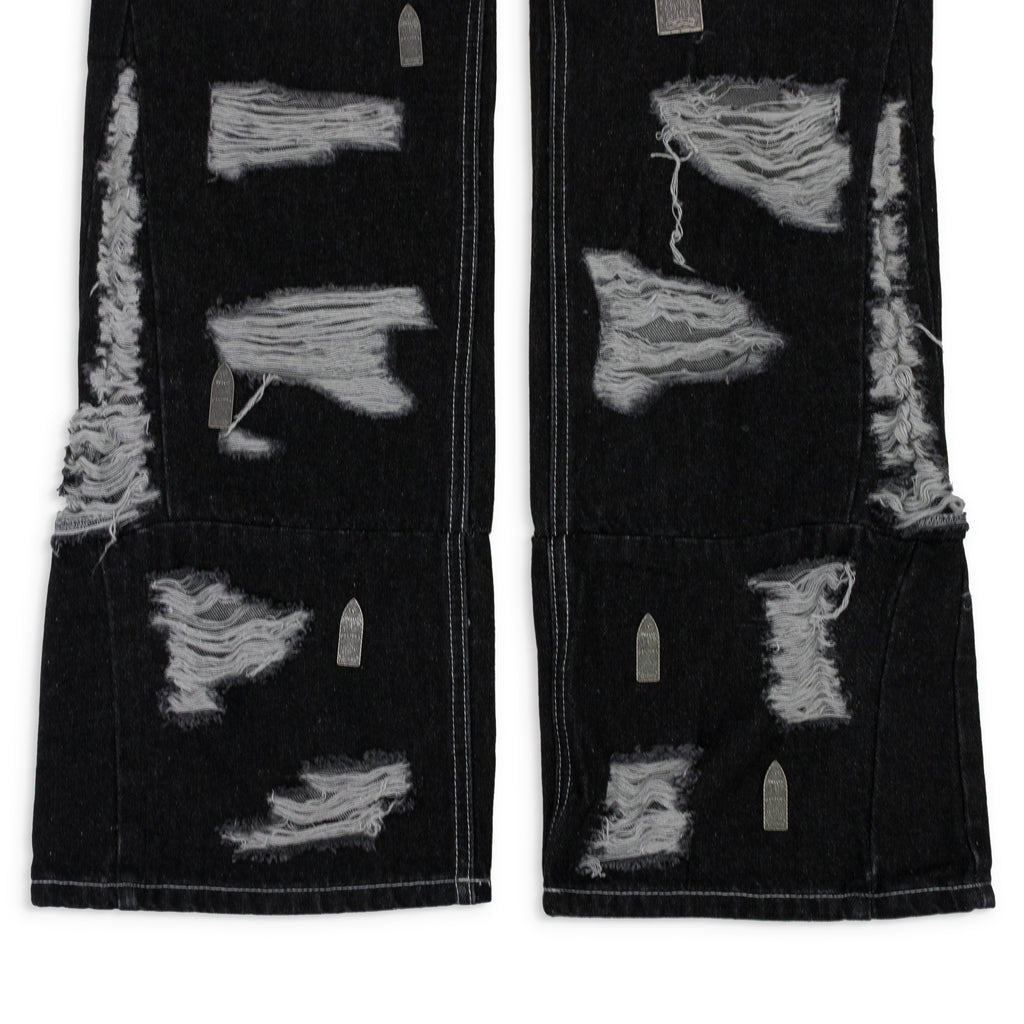BLACK AMPLIFIED STRAIGHT-FIT JEANS