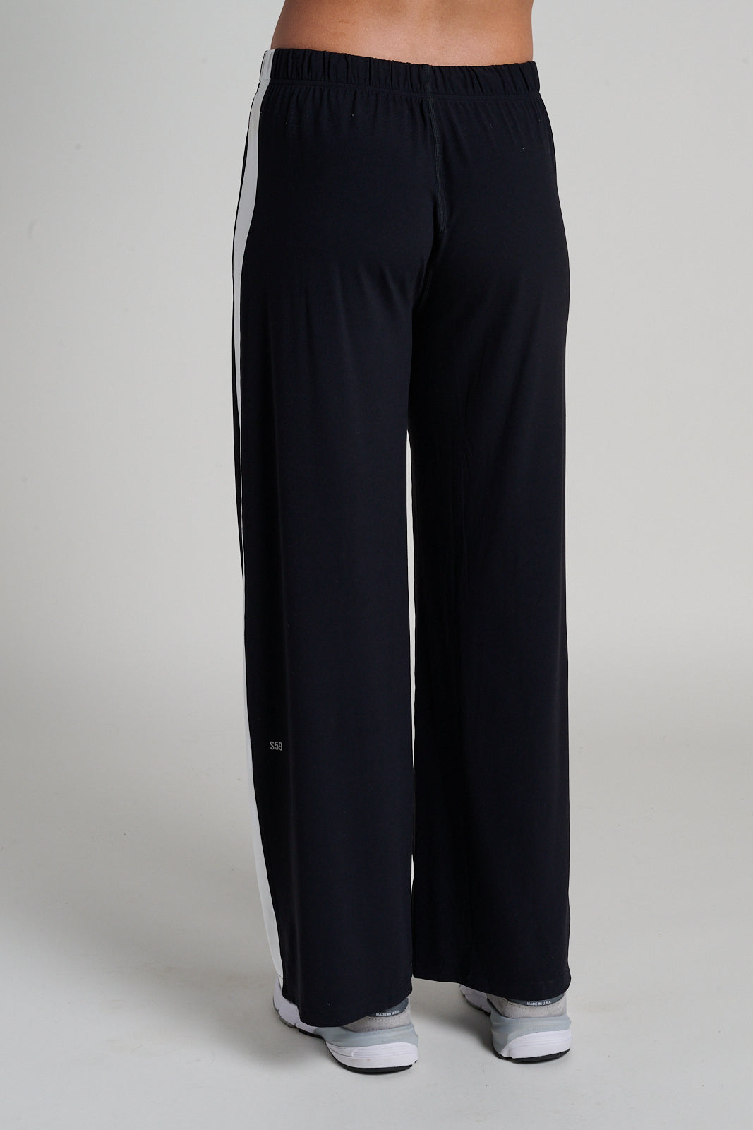 Willow Airweight Wide Leg