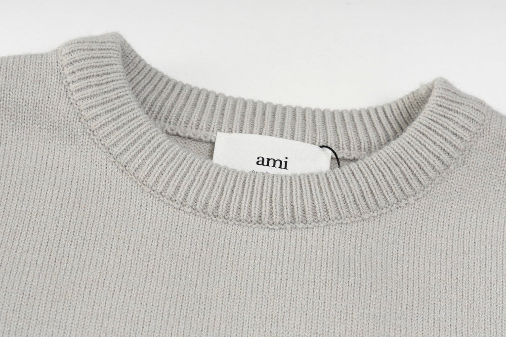 AMI Paris Classic Jacquard Heart Crewneck Sweater – 2025SS