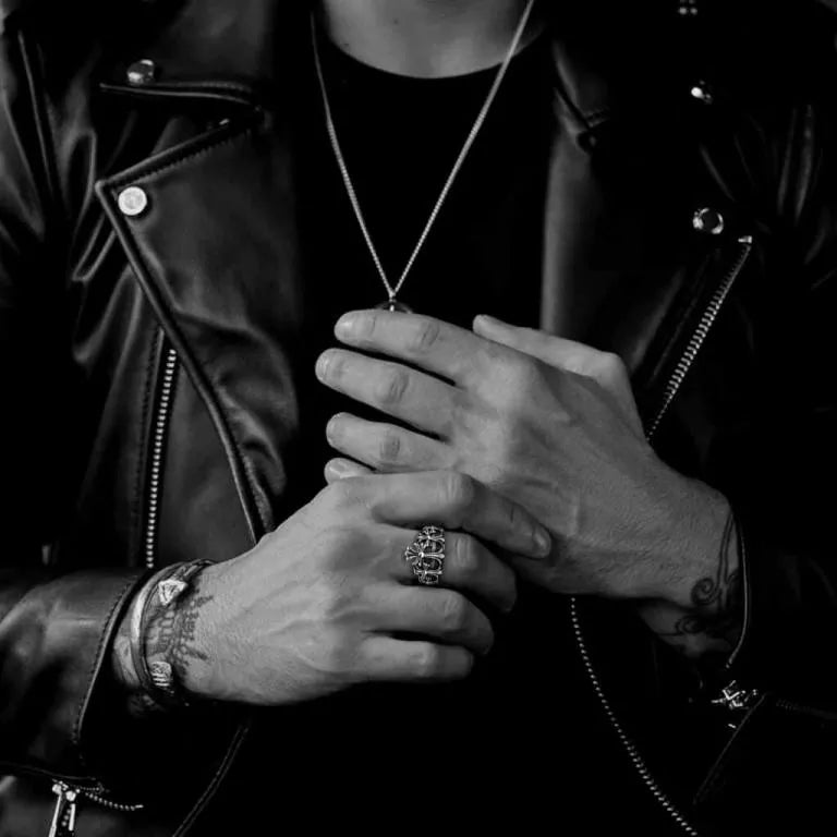 CHROME HEARTS CROSS CROWN RING 5