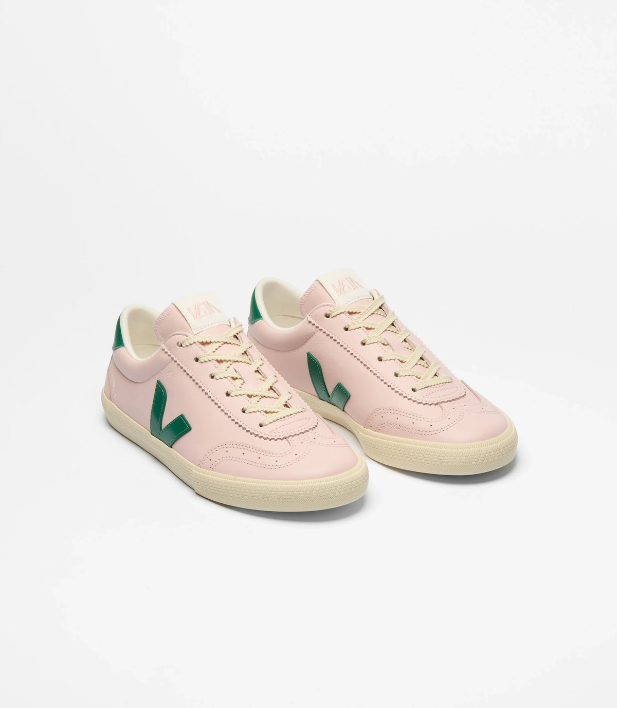 Veja Volley O.T. Leather