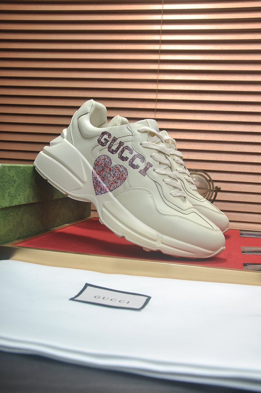Gucci White Heart-Accent Chunky Sneakers