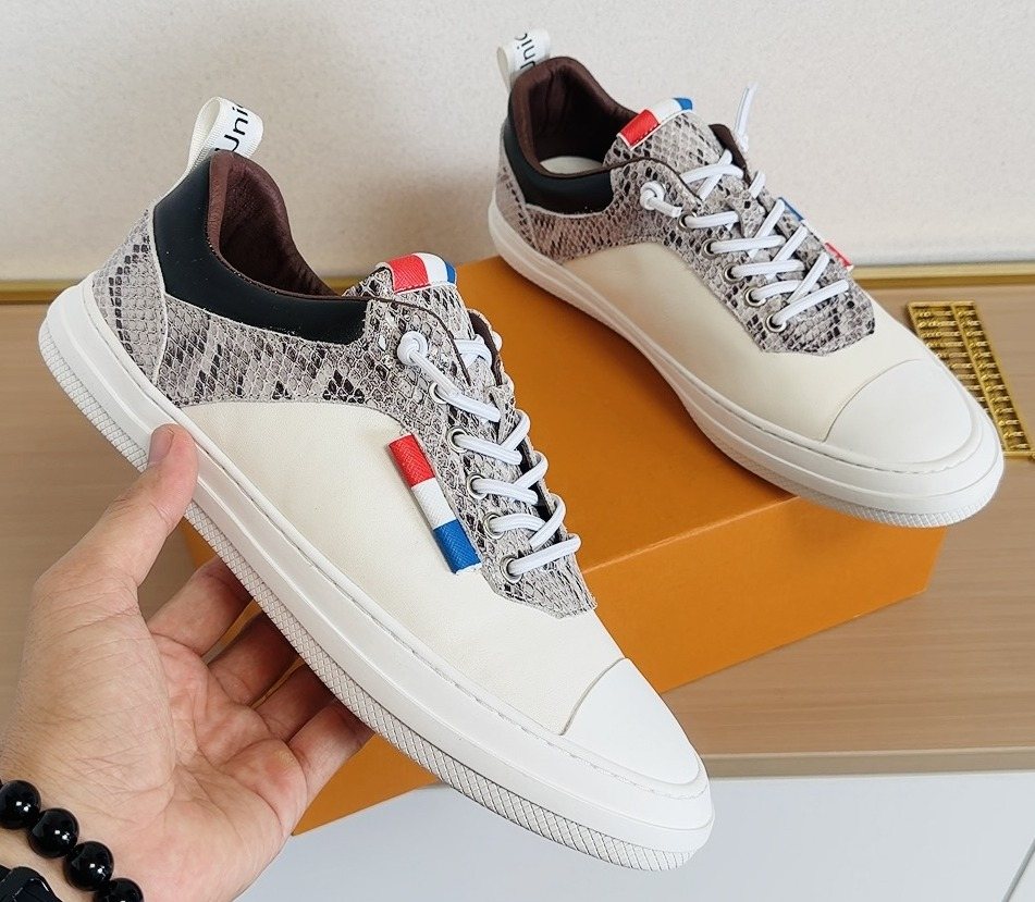 Louis Vuitton Men's Patterned-Panel Low-Top Sneakers