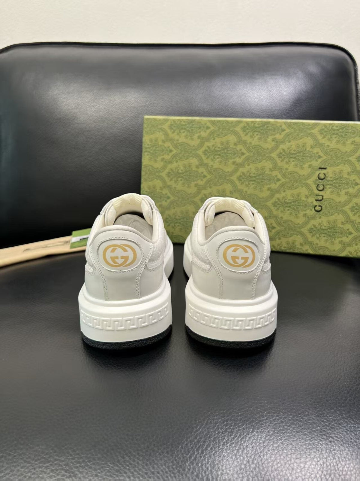Gucci Off-White Low-Top Men's Sneakers