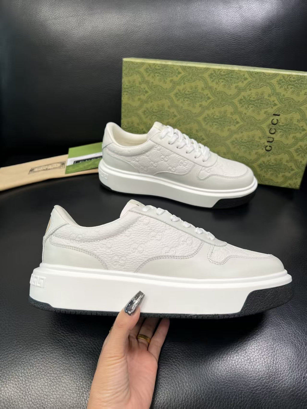 Gucci Off-White Low-Top Men's Sneakers