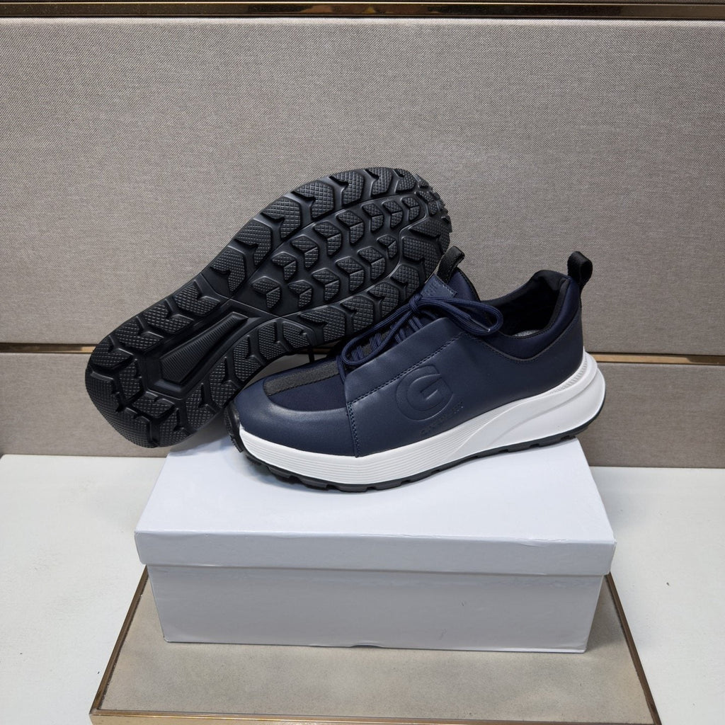 Givenchy Men's Navy Blue Low-Top Sneakers
