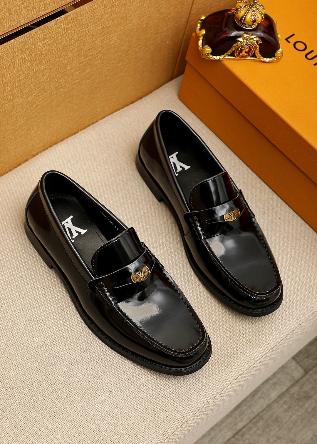 Louis Vuitton Black Leather Hardware Loafers