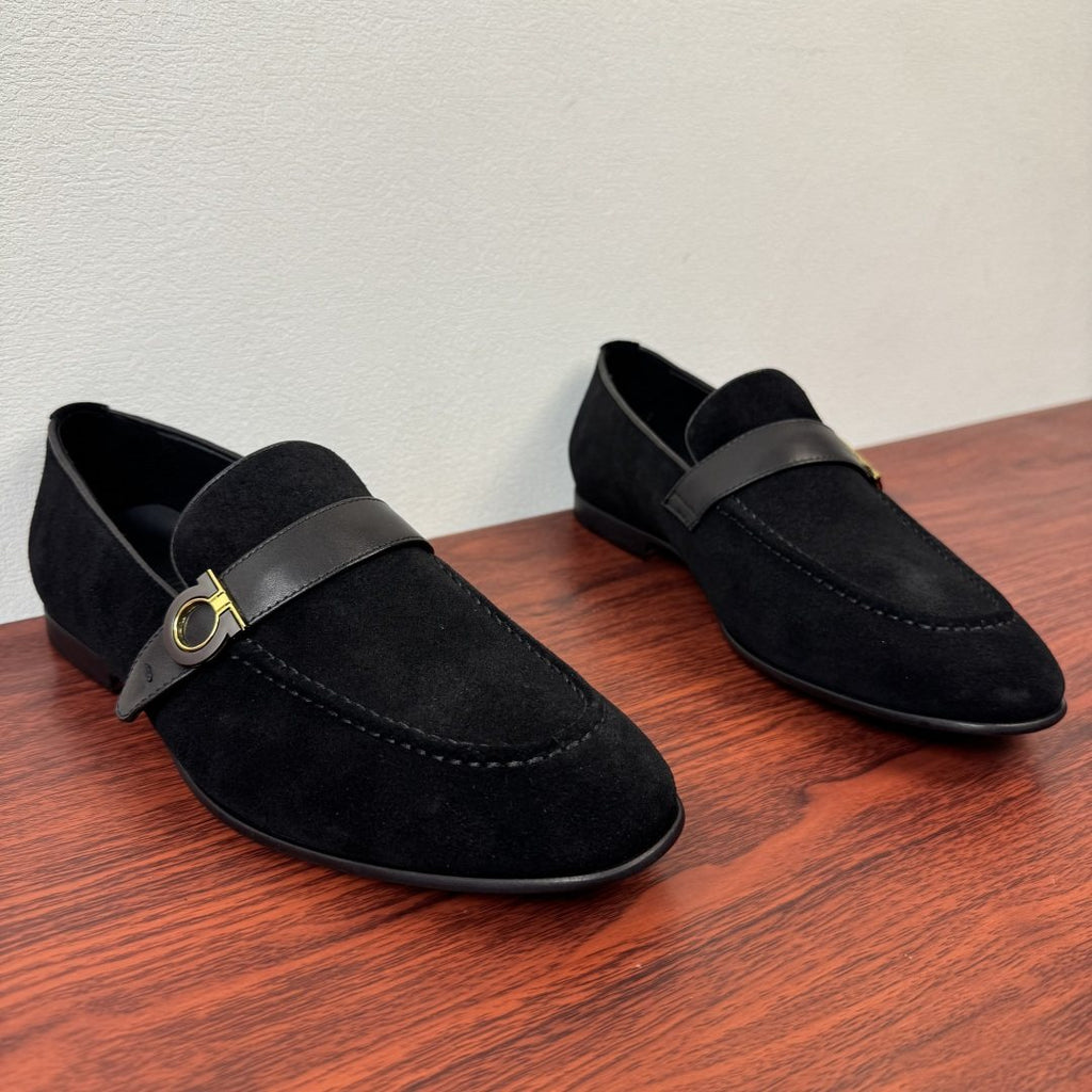 Ferragamo Gancini Buckle Men's Loafers