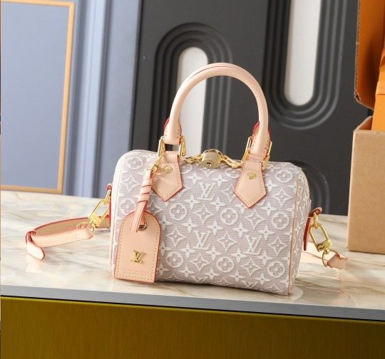 Louis Vuitton Speedy Bandoulière 20 Monogram Satchel