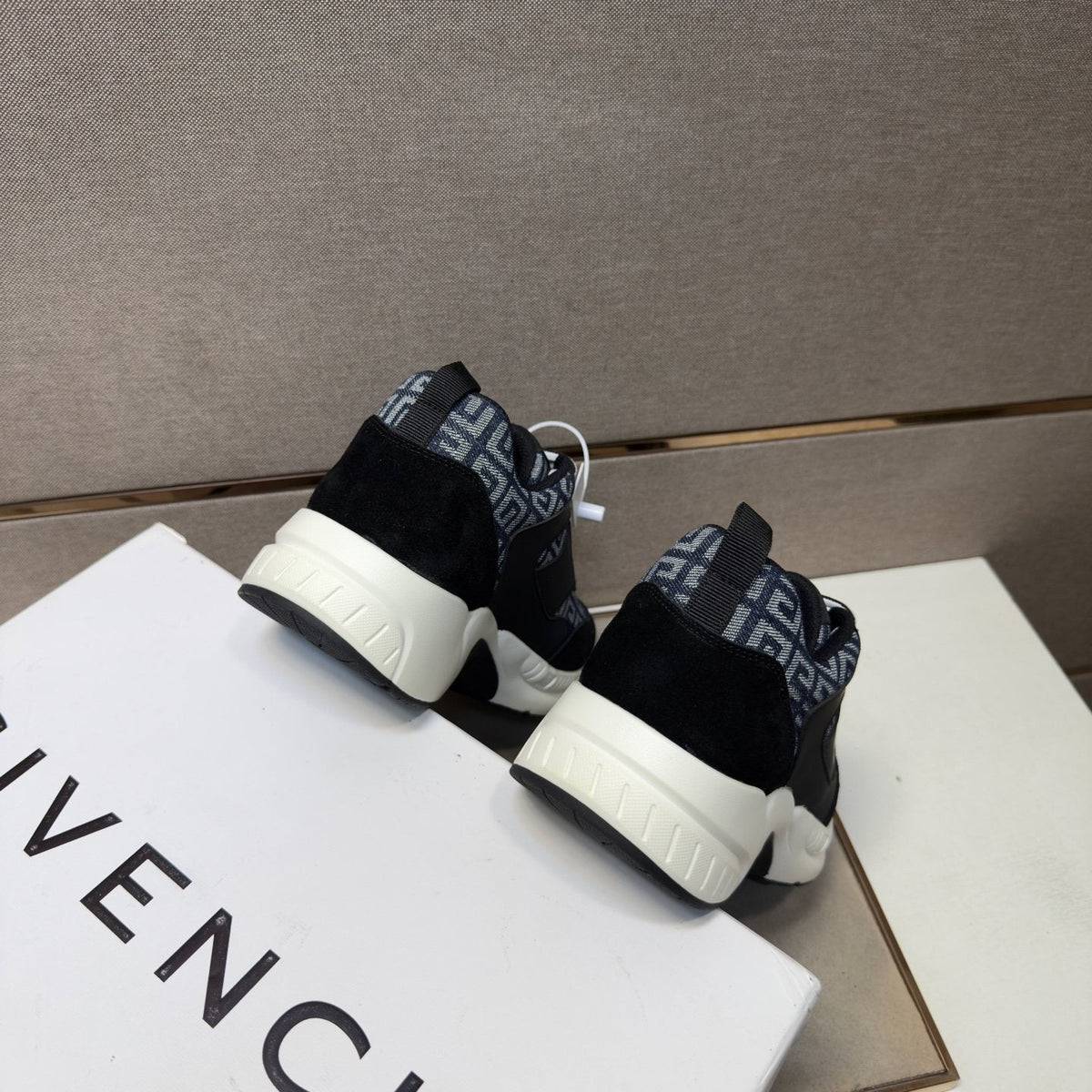 Givenchy Geometric Panel Low-Top Sneakers