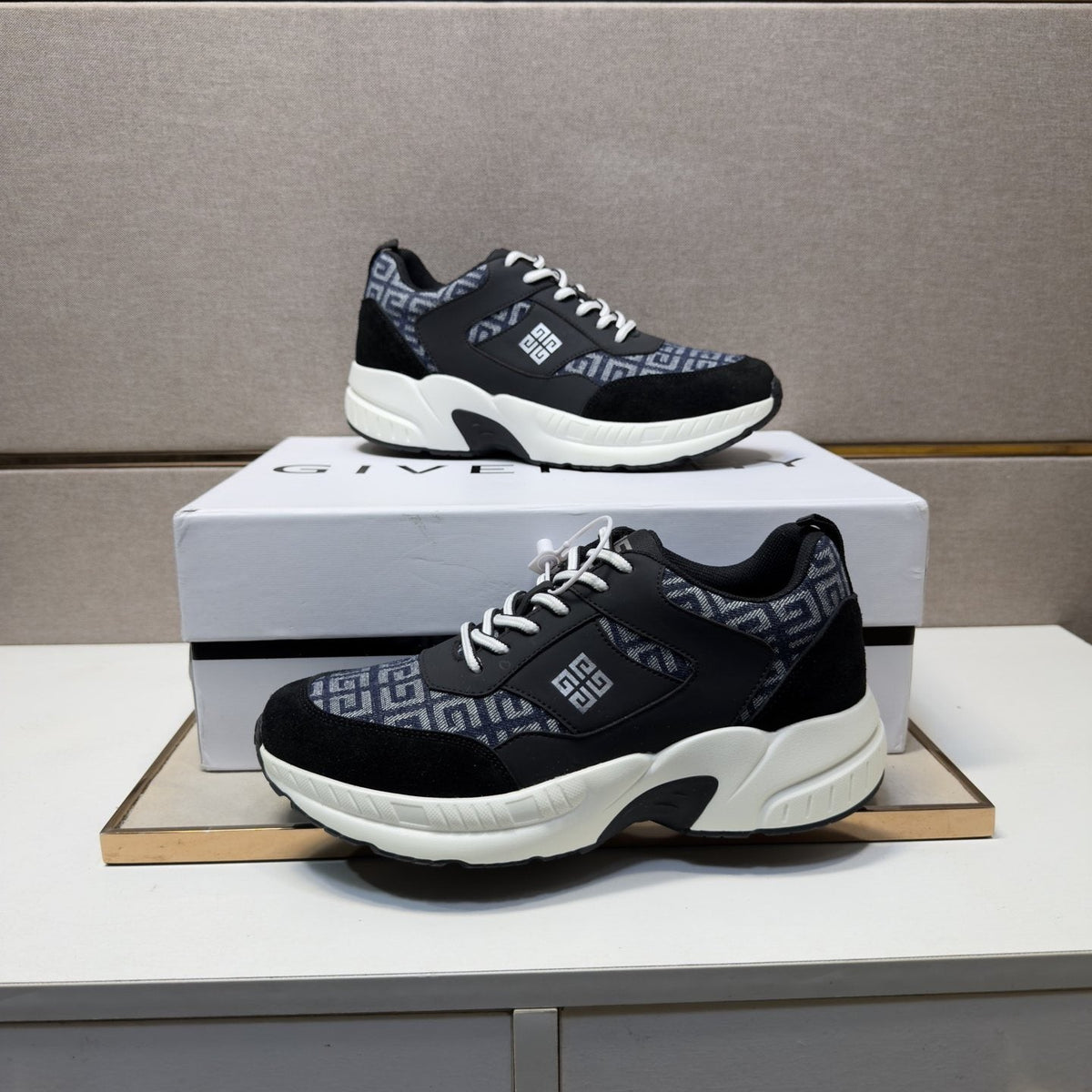 Givenchy Geometric Panel Low-Top Sneakers